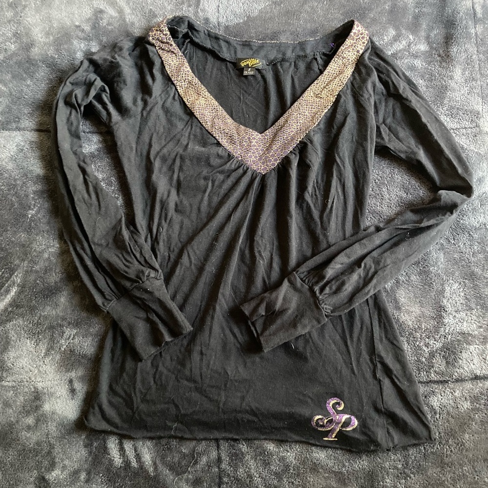 Black South Pole Long Sleeve V-Neck